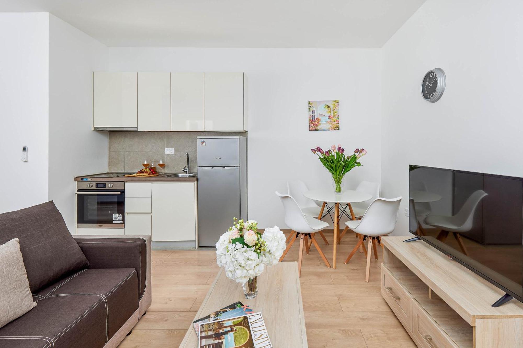 Peaceful Sunhill Apartments Κότορ Εξωτερικό φωτογραφία